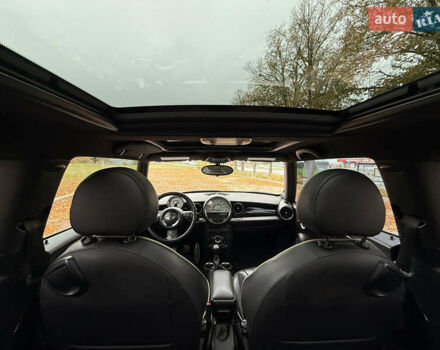 Черный Мини Купер, объемом двигателя 1.6 л и пробегом 119 тыс. км за 6699 $, фото 16 на Automoto.ua