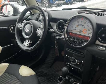 Черный Мини Купер, объемом двигателя 1.6 л и пробегом 109 тыс. км за 6500 $, фото 11 на Automoto.ua