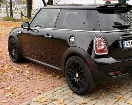 Черный Мини Купер, объемом двигателя 1.6 л и пробегом 119 тыс. км за 6699 $, фото 2 на Automoto.ua