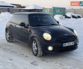 Черный Мини Купер, объемом двигателя 1.6 л и пробегом 300 тыс. км за 5600 $, фото 4 на Automoto.ua