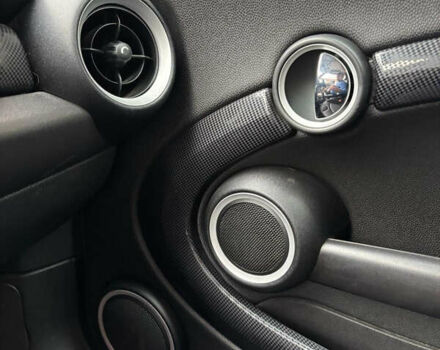 Черный Мини Купер, объемом двигателя 1.6 л и пробегом 159 тыс. км за 6850 $, фото 3 на Automoto.ua