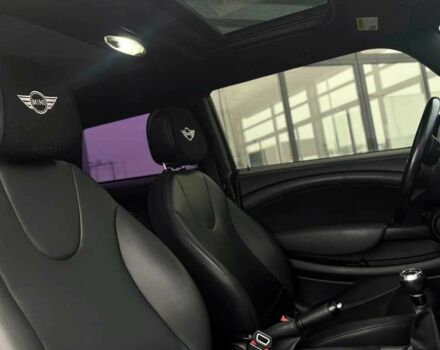 Черный Мини Купер, объемом двигателя 0 л и пробегом 223 тыс. км за 7000 $, фото 21 на Automoto.ua