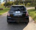 Черный Мини Купер, объемом двигателя 1.6 л и пробегом 220 тыс. км за 7800 $, фото 4 на Automoto.ua