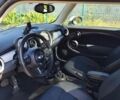 Чорний Міні Cooper, об'ємом двигуна 1.6 л та пробігом 177 тис. км за 7000 $, фото 2 на Automoto.ua