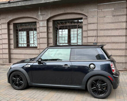 Черный Мини Купер, объемом двигателя 1.6 л и пробегом 159 тыс. км за 6850 $, фото 26 на Automoto.ua
