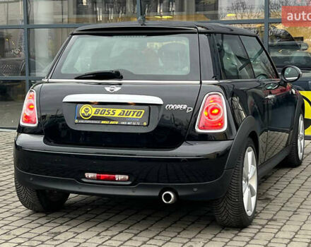 Чорний Міні Cooper, об'ємом двигуна 1.6 л та пробігом 272 тис. км за 6800 $, фото 6 на Automoto.ua