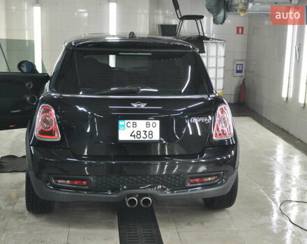 Чорний Міні Cooper, об'ємом двигуна 1.6 л та пробігом 123 тис. км за 8900 $, фото 18 на Automoto.ua