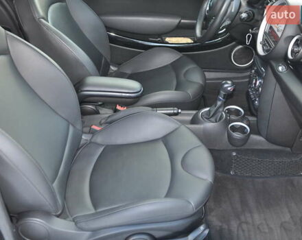 Чорний Міні Cooper, об'ємом двигуна 1.6 л та пробігом 123 тис. км за 8900 $, фото 8 на Automoto.ua
