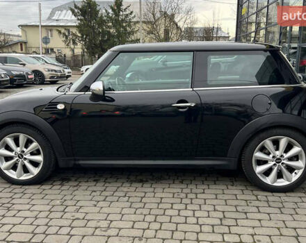 Чорний Міні Cooper, об'ємом двигуна 1.6 л та пробігом 272 тис. км за 6800 $, фото 3 на Automoto.ua