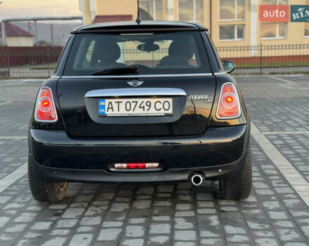 Чорний Міні Cooper, об'ємом двигуна 1.6 л та пробігом 272 тис. км за 6900 $, фото 7 на Automoto.ua