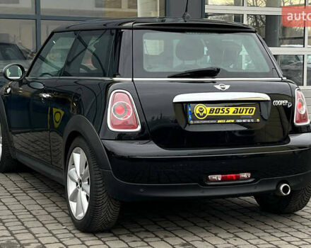 Чорний Міні Cooper, об'ємом двигуна 1.6 л та пробігом 272 тис. км за 6800 $, фото 4 на Automoto.ua