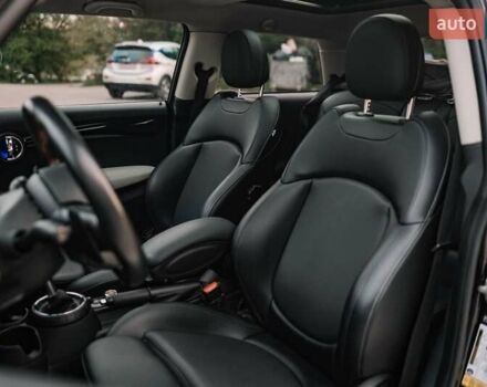 Черный Мини Купер, объемом двигателя 2 л и пробегом 160 тыс. км за 13300 $, фото 13 на Automoto.ua