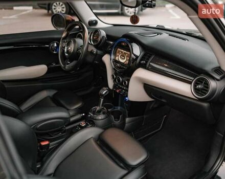 Черный Мини Купер, объемом двигателя 2 л и пробегом 160 тыс. км за 13300 $, фото 14 на Automoto.ua