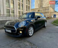 Черный Мини Купер, объемом двигателя 1.5 л и пробегом 125 тыс. км за 10700 $, фото 1 на Automoto.ua