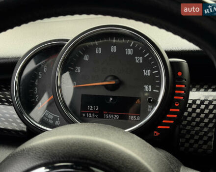 Черный Мини Купер, объемом двигателя 2 л и пробегом 155 тыс. км за 13490 $, фото 18 на Automoto.ua