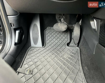 Чорний Міні Cooper, об'ємом двигуна 2 л та пробігом 177 тис. км за 11900 $, фото 65 на Automoto.ua