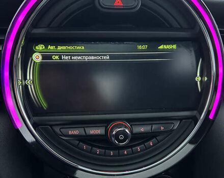 Черный Мини Купер, объемом двигателя 1.5 л и пробегом 163 тыс. км за 12500 $, фото 43 на Automoto.ua