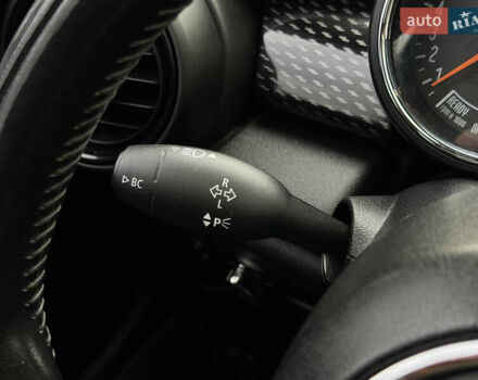 Черный Мини Купер, объемом двигателя 2 л и пробегом 155 тыс. км за 13490 $, фото 16 на Automoto.ua