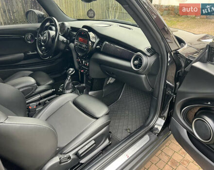 Чорний Міні Cooper, об'ємом двигуна 2 л та пробігом 177 тис. км за 11900 $, фото 72 на Automoto.ua