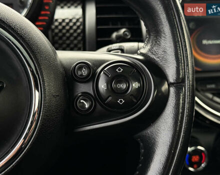 Черный Мини Купер, объемом двигателя 2 л и пробегом 155 тыс. км за 13490 $, фото 19 на Automoto.ua