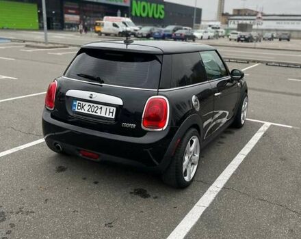 Чорний Міні Cooper, об'ємом двигуна 1.5 л та пробігом 120 тис. км за 9800 $, фото 5 на Automoto.ua