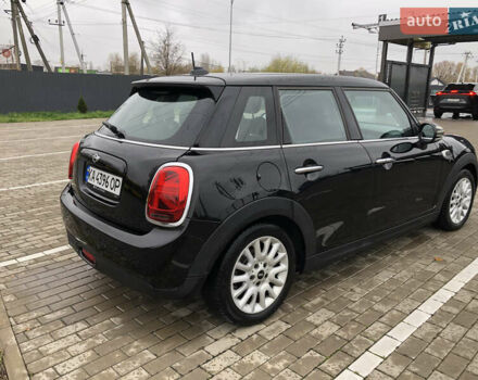 Черный Мини Купер, объемом двигателя 1.5 л и пробегом 163 тыс. км за 12500 $, фото 4 на Automoto.ua