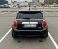 Чорний Міні Cooper, об'ємом двигуна 1.5 л та пробігом 120 тис. км за 9800 $, фото 3 на Automoto.ua