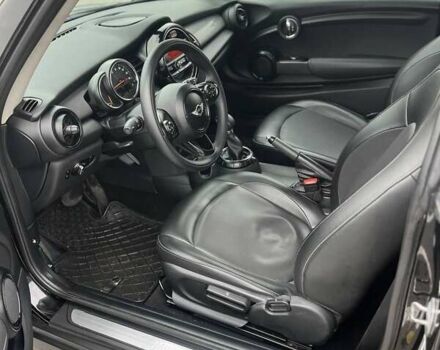 Чорний Міні Cooper, об'ємом двигуна 1.5 л та пробігом 120 тис. км за 9800 $, фото 14 на Automoto.ua