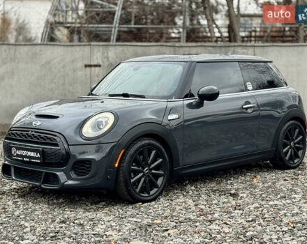 Черный Мини Купер, объемом двигателя 2 л и пробегом 155 тыс. км за 13490 $, фото 4 на Automoto.ua