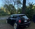 Чорний Міні Cooper, об'ємом двигуна 2 л та пробігом 70 тис. км за 14999 $, фото 1 на Automoto.ua