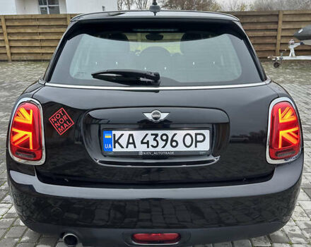 Черный Мини Купер, объемом двигателя 1.5 л и пробегом 163 тыс. км за 12500 $, фото 21 на Automoto.ua
