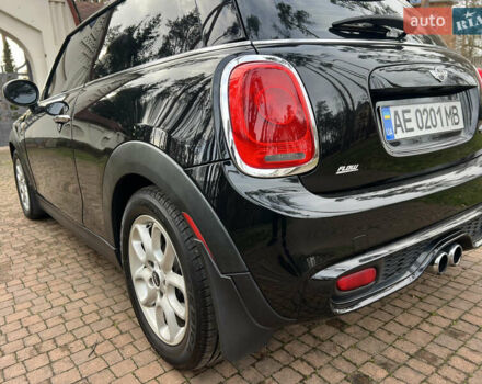 Чорний Міні Cooper, об'ємом двигуна 2 л та пробігом 177 тис. км за 11900 $, фото 29 на Automoto.ua