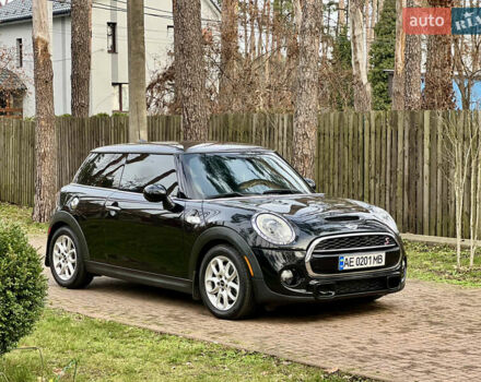 Чорний Міні Cooper, об'ємом двигуна 2 л та пробігом 177 тис. км за 11900 $, фото 1 на Automoto.ua