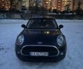 Черный Мини Купер, объемом двигателя 1.5 л и пробегом 137 тыс. км за 11000 $, фото 7 на Automoto.ua