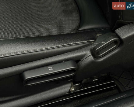Черный Мини Купер, объемом двигателя 2 л и пробегом 155 тыс. км за 13490 $, фото 28 на Automoto.ua