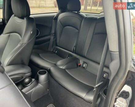 Чорний Міні Cooper, об'ємом двигуна 2 л та пробігом 177 тис. км за 11900 $, фото 69 на Automoto.ua