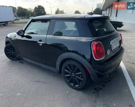 Чорний Міні Cooper, об'ємом двигуна 1.5 л та пробігом 176 тис. км за 13200 $, фото 2 на Automoto.ua