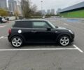 Чорний Міні Cooper, об'ємом двигуна 1.5 л та пробігом 120 тис. км за 9800 $, фото 6 на Automoto.ua