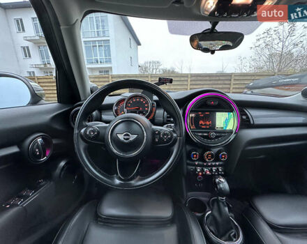 Черный Мини Купер, объемом двигателя 1.5 л и пробегом 163 тыс. км за 12500 $, фото 13 на Automoto.ua