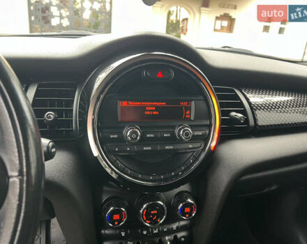 Чорний Міні Cooper, об'ємом двигуна 2 л та пробігом 177 тис. км за 11900 $, фото 59 на Automoto.ua