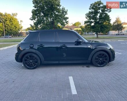Чорний Міні Cooper, об'ємом двигуна 2 л та пробігом 92 тис. км за 11800 $, фото 2 на Automoto.ua