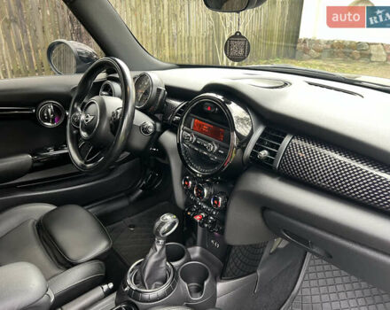 Чорний Міні Cooper, об'ємом двигуна 2 л та пробігом 177 тис. км за 11900 $, фото 89 на Automoto.ua