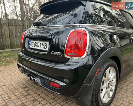Чорний Міні Cooper, об'ємом двигуна 2 л та пробігом 177 тис. км за 11900 $, фото 31 на Automoto.ua