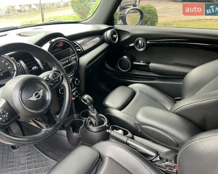 Чорний Міні Cooper, об'ємом двигуна 2 л та пробігом 177 тис. км за 11900 $, фото 53 на Automoto.ua