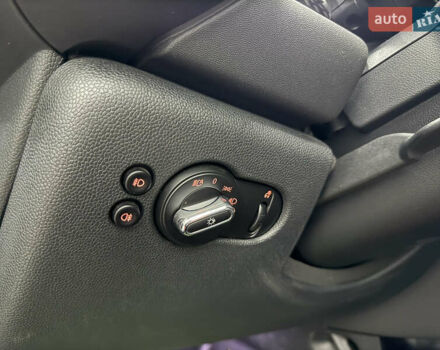 Черный Мини Купер, объемом двигателя 0 л и пробегом 53 тыс. км за 16999 $, фото 23 на Automoto.ua