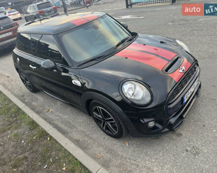 Мини Купер 2016 в Киеве на Automoto.ua Черный Мини Купер, объемом двигателя 2 л и пробегом 142 тыс. км за 14500 $, фото 5 на Automoto.ua