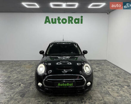 Черный Мини Купер, объемом двигателя 2 л и пробегом 53 тыс. км за 16999 $, фото 1 на Automoto.ua