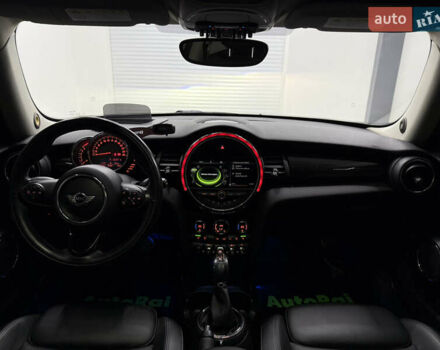 Черный Мини Купер, объемом двигателя 0 л и пробегом 53 тыс. км за 16999 $, фото 9 на Automoto.ua