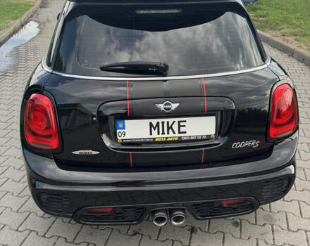 Черный Мини Купер, объемом двигателя 2 л и пробегом 34 тыс. км за 23000 $, фото 7 на Automoto.ua