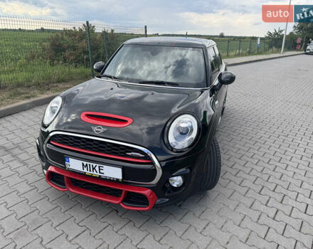 Черный Мини Купер, объемом двигателя 2 л и пробегом 34 тыс. км за 23000 $, фото 3 на Automoto.ua